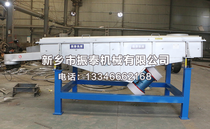 電解質(zhì)破碎料直線振動篩價格多錢一臺？